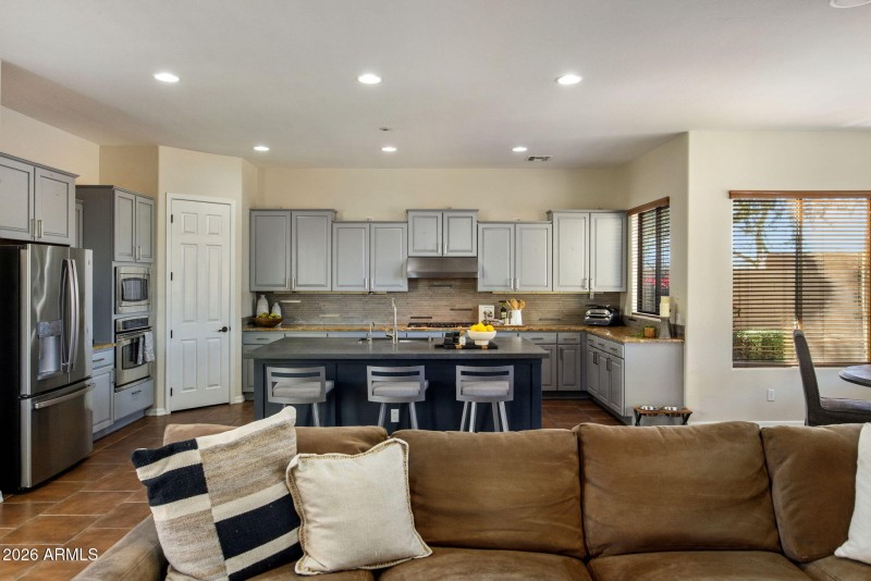 Beautiful Open Concept