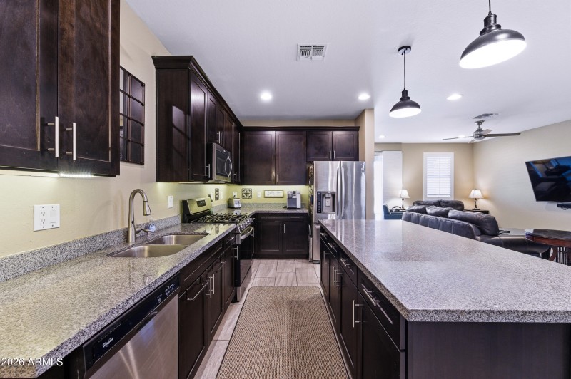 3710 E Branham Ln-11