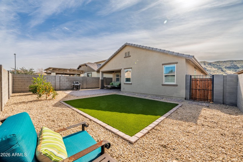 3710 E Branham Ln-32