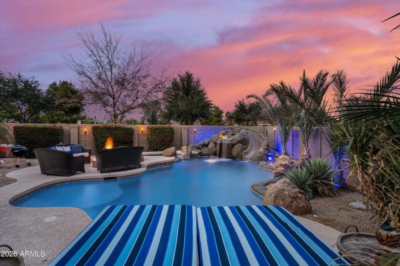 74-Backyard Twilight Photo