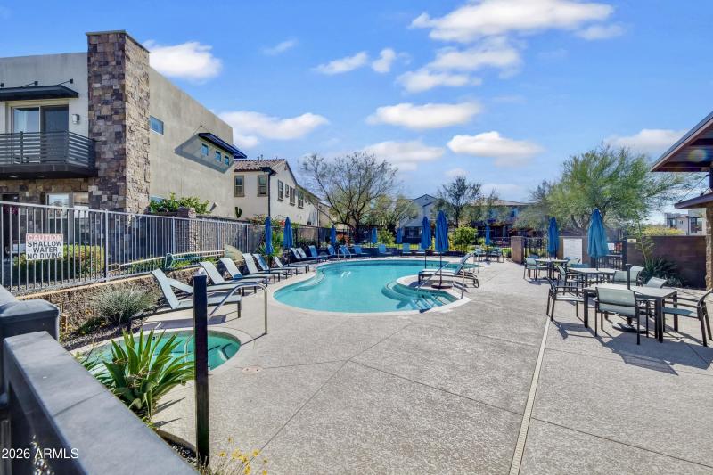 FAA6EDA0-C9E6-401B-A789-F53EE488538E_1_2