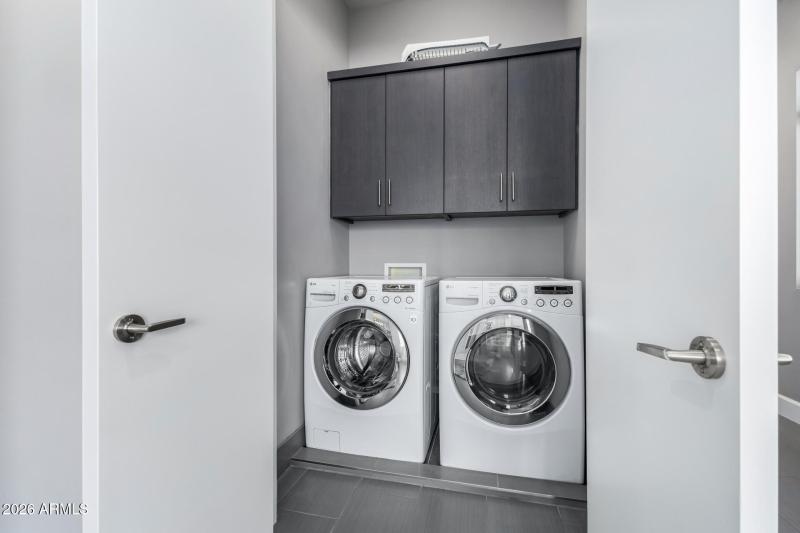 Primary suite #1 laundry