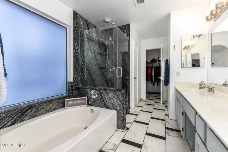 Primary En-Suite