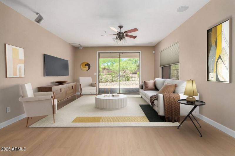 4-Family Room (Staged)