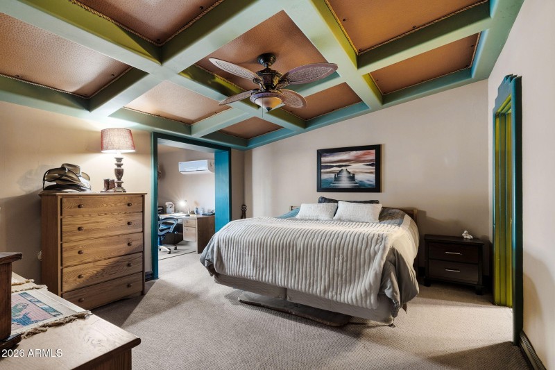 026__385 N Tomahawk Rd