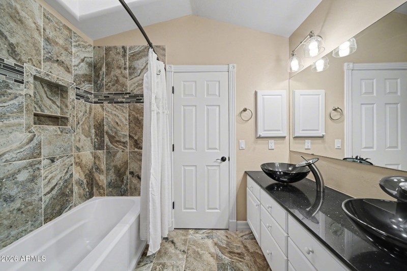 54-web-or-mls-Untitled-54