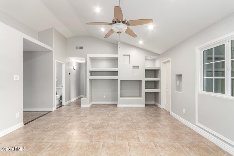 4637 E GRANADA RD, Phoenix, AZ 85008