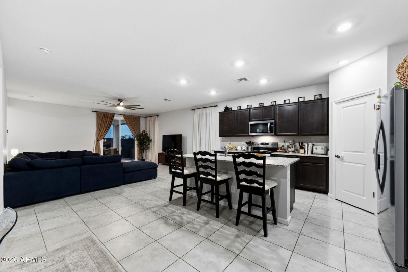 018__2487 E Boulder Ave