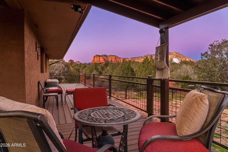 JL_45Arabian-eveningExteriors-09