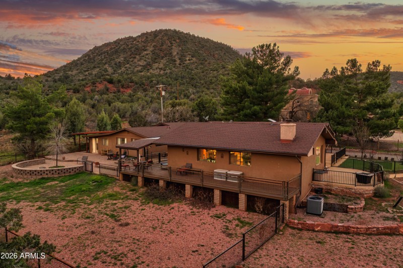 JL_45Arabian-eveningDrone-02