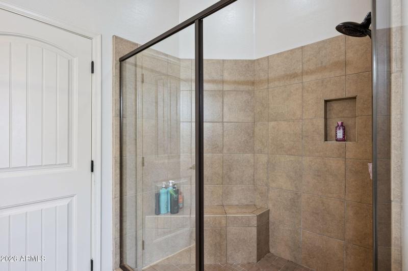 20-web-or-mls-6202-e-mckellips-rd-unit-1