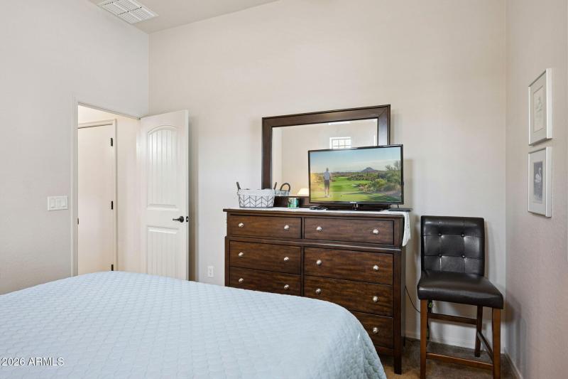 22-web-or-mls-6202-e-mckellips-rd-unit-1