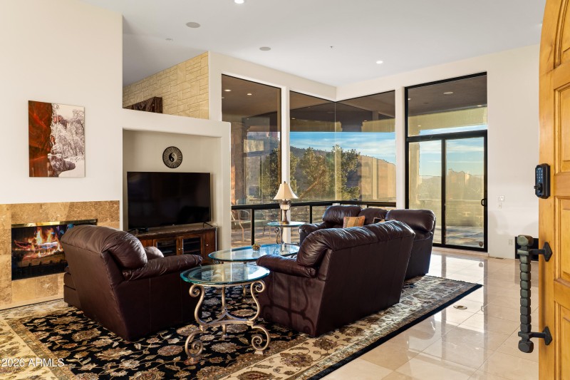 JL_15ScenicPl-interiors-CommonAreas-02