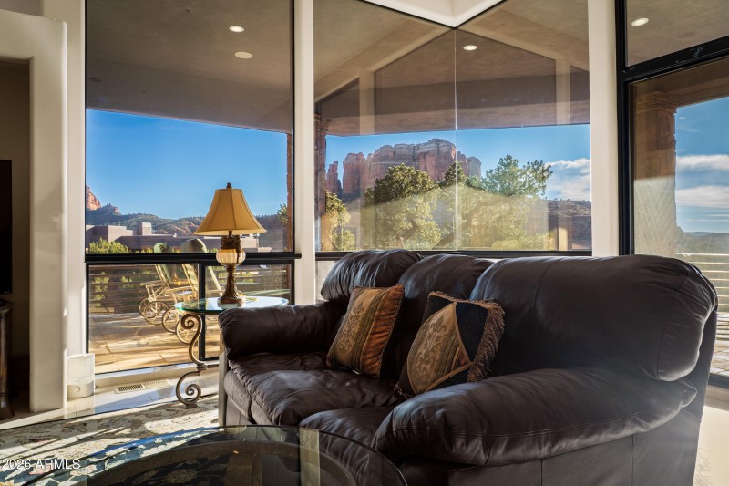 JL_15ScenicPl-interiors-CommonAreas-04