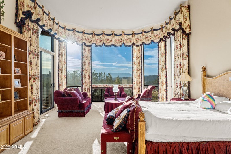 JL_15ScenicPl-interiors-PrimarySuite-01