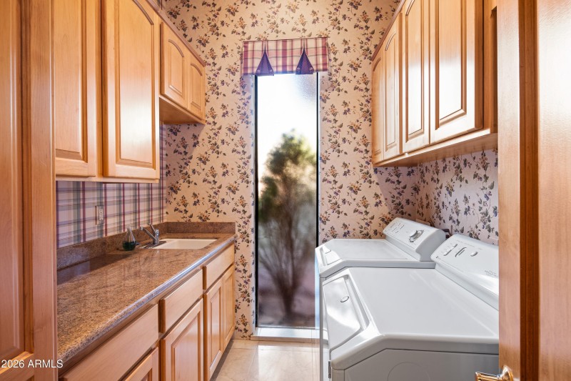 JL_15ScenicPl-interiors-SideRooms-10