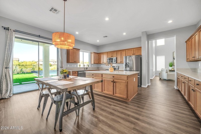 2246 W Clearview Trl-22