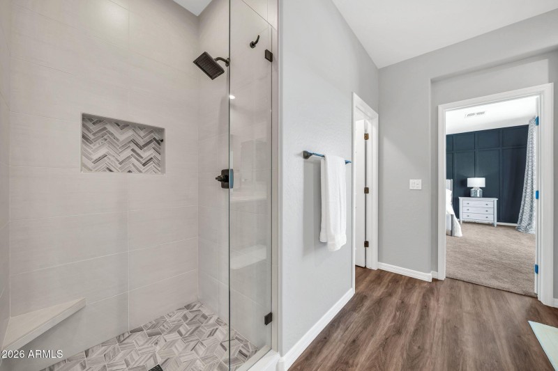 2246 W Clearview Trl-31