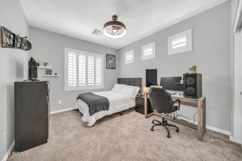 2246 W Clearview Trl-42