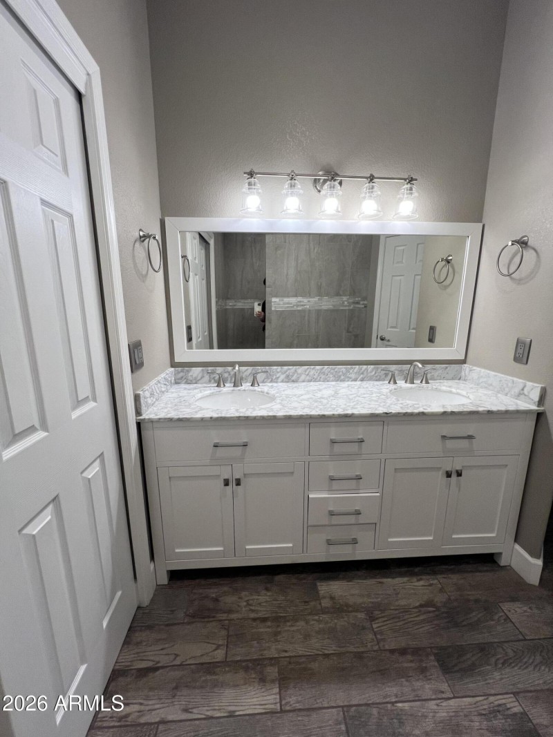 Upstairs Master Bathroom