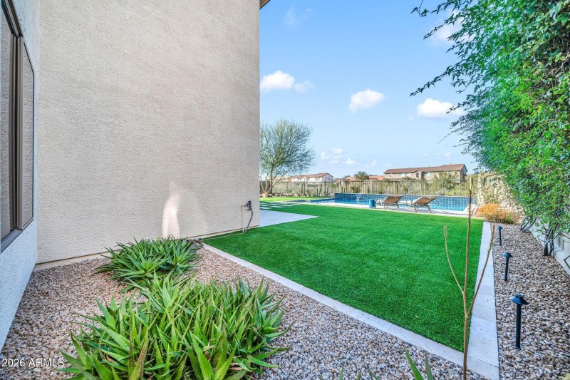 2246 W Clearview Trl-52