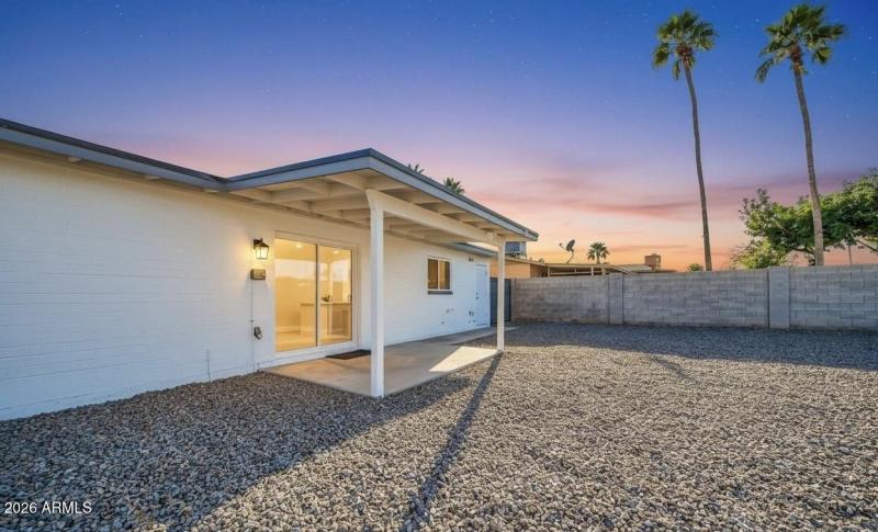 3430 E Poinsettia Dr VT 2