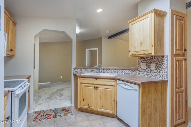 Kitchen 2 (1)