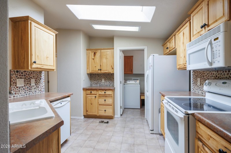 Kitchen 1 (1)