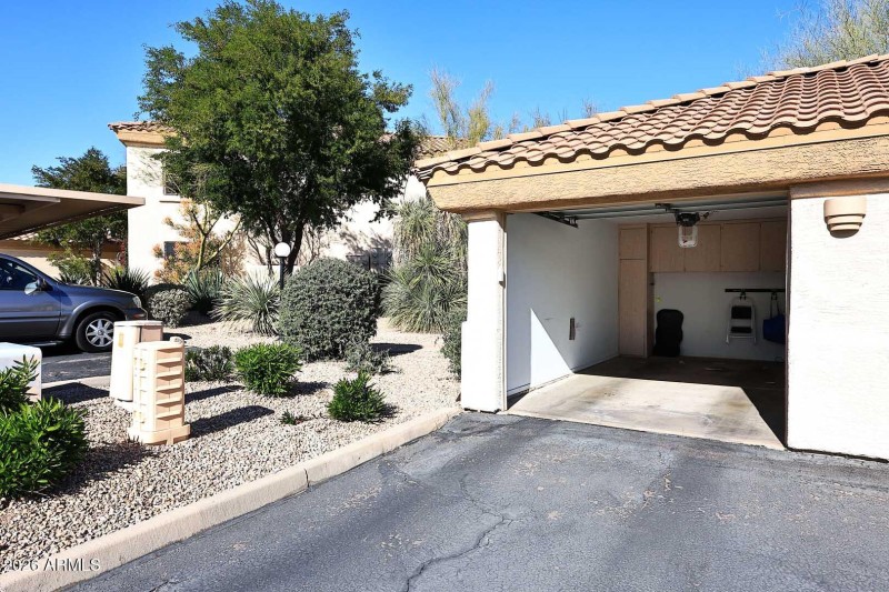 1-Car Garage