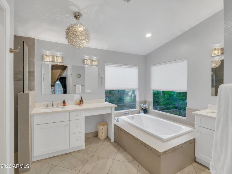 23-14815 S 13th Pl-23