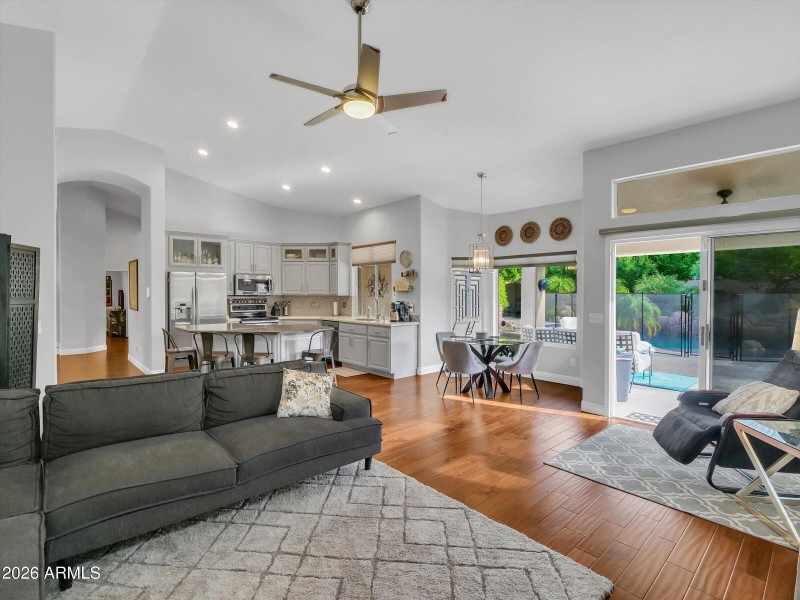 33-14815 S 13th Pl-33