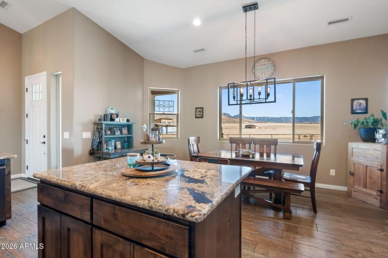 19-Kitchen to Dining (2)