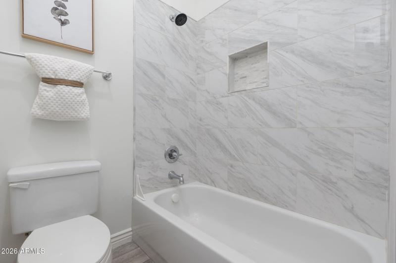 9-web-or-mls-DSC02399 copy