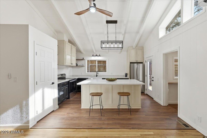 12-Kitchen