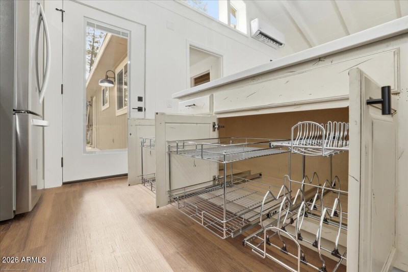 13-Kitchen
