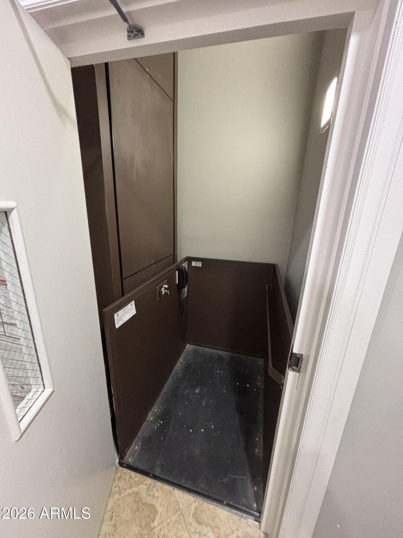 Elevator 1