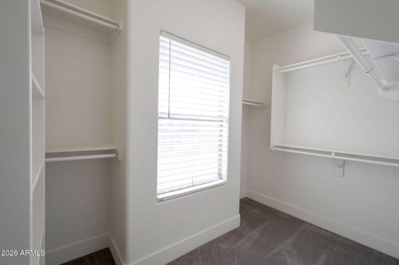 23-web-or-mls-Qp-9519