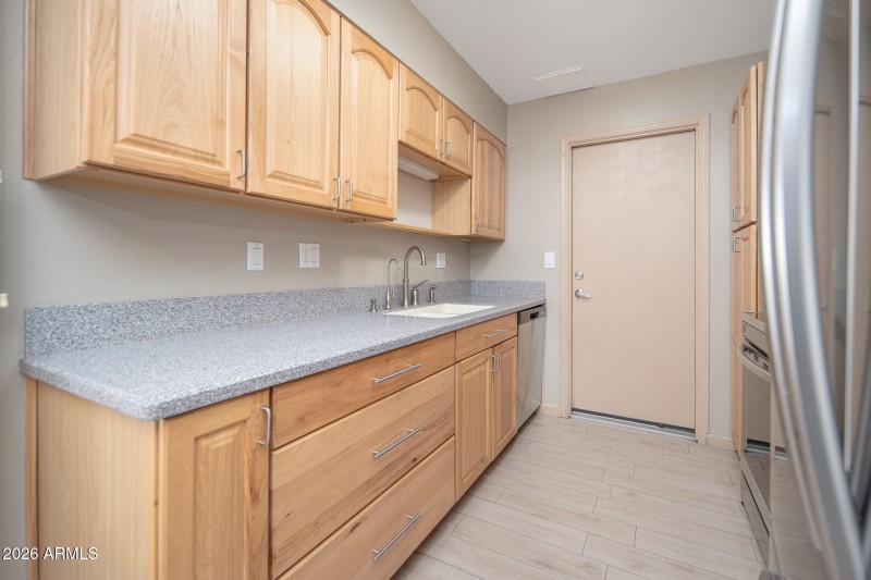 Hickory Cabinets in Kitchen