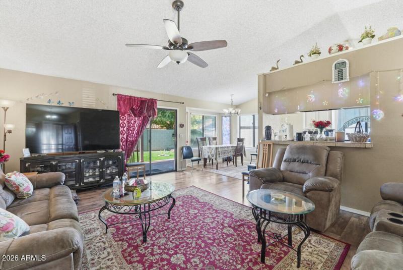 11226 N 60th Ct-09