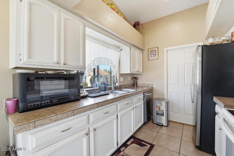 11226 N 60th Ct-13