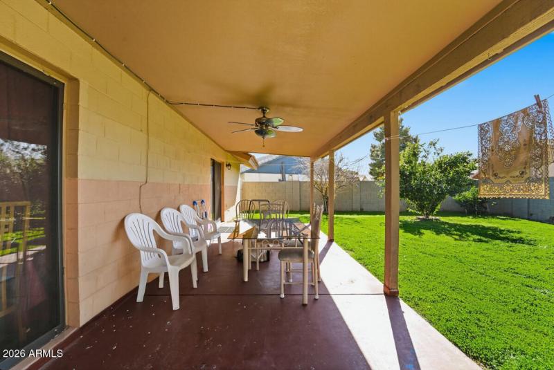 11226 N 60th Ct-23