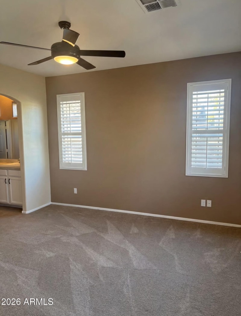 Master bed with AI shutters