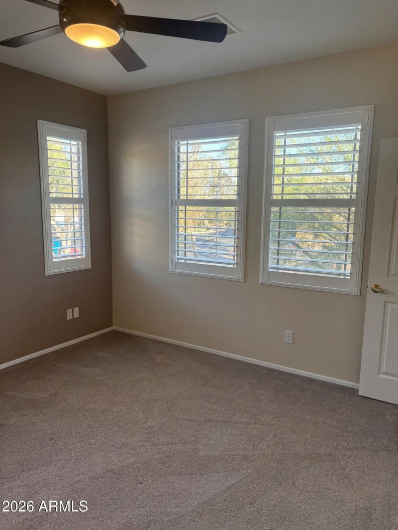 Master bed with AI shutters