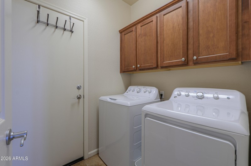 Washer & dryer 2023