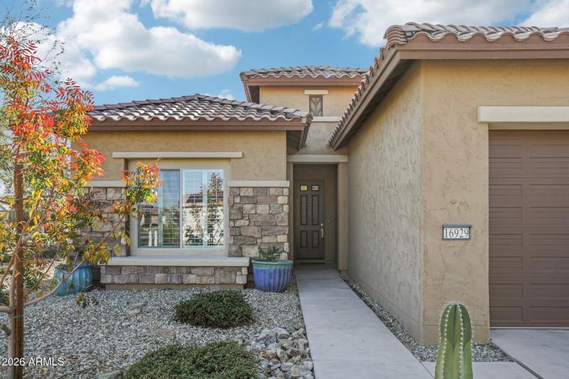 4-web-or-mls-W Cambridge Ave-S3001-004