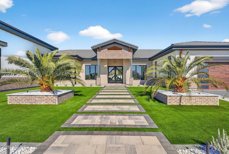 8-web-or-mls-30- E Charter Oak Rd