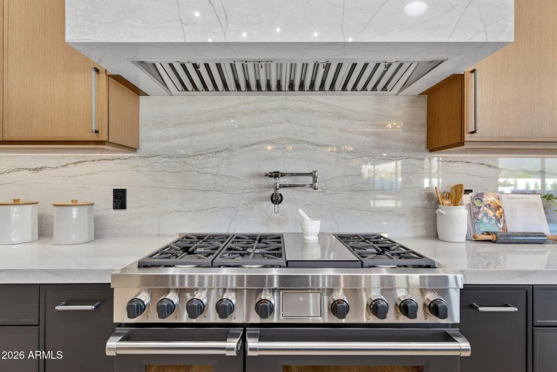 31-web-or-mls-44- E Charter Oak Rd (1)