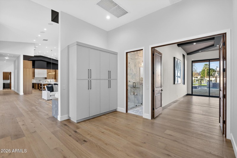 47-web-or-mls-48- E Charter Oak Rd (1)