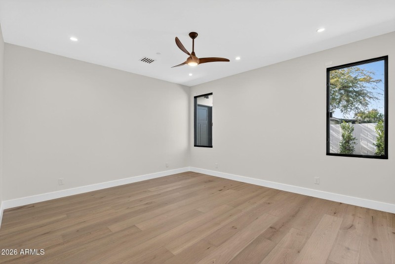 72-web-or-mls-32- E Charter Oak Rd