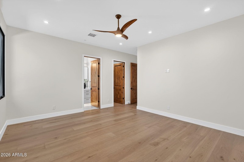 73-web-or-mls-33- E Charter Oak Rd